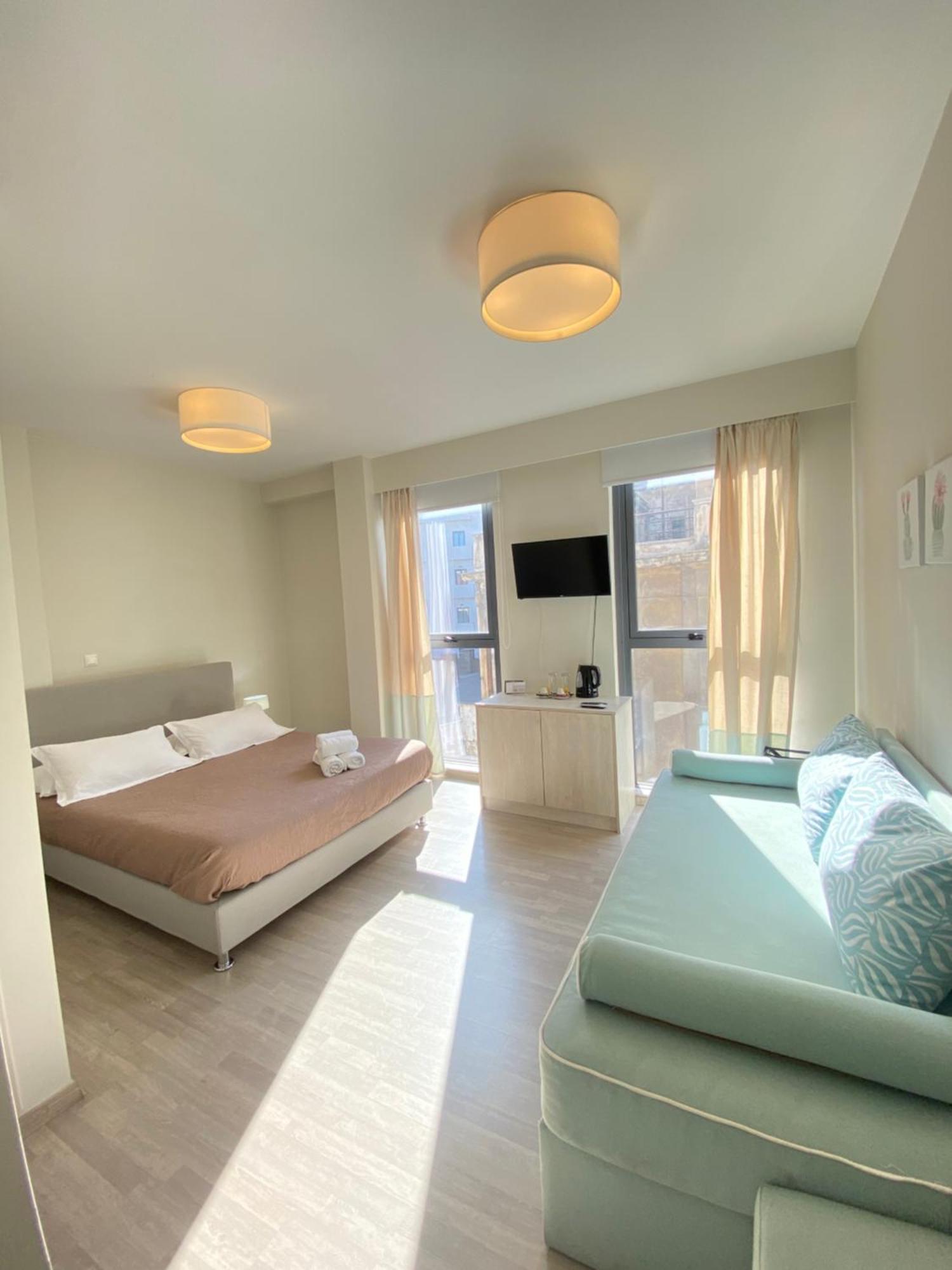 Tins Hotel City - Athen Eksteriør billede