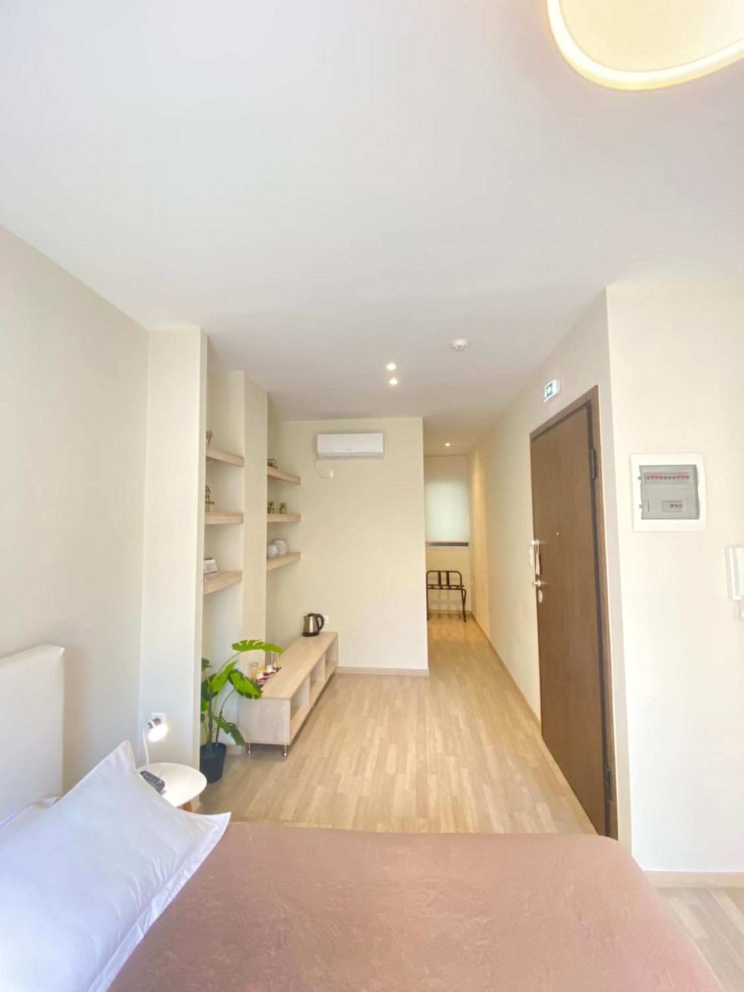 Tins Hotel City - Athen Eksteriør billede